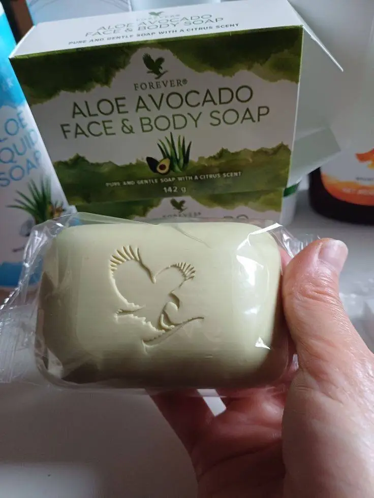 صابونة الأفوكادو فوريفر Avocado Face – Body Soap صابونه بزبده الافوكادو